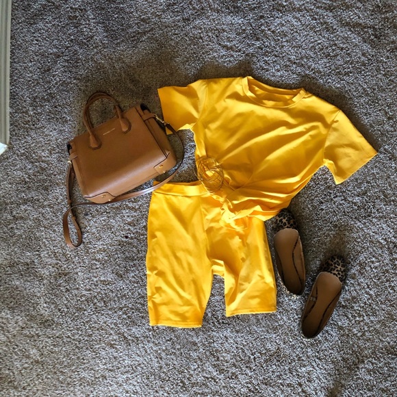 2 piece biker shorts and shirt set - Picture 2 of 2